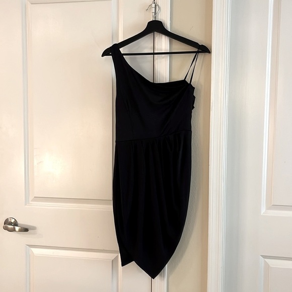 ✨ Y2K One Shoulder Embellished Mini Handkerchief Dress, Circa 2008 Size: M - Picture 7 of 17